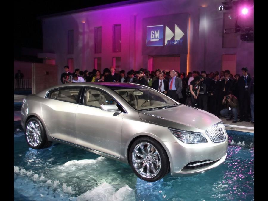  Buick Invicta Concept 2008 года  (фото 24 из 37)